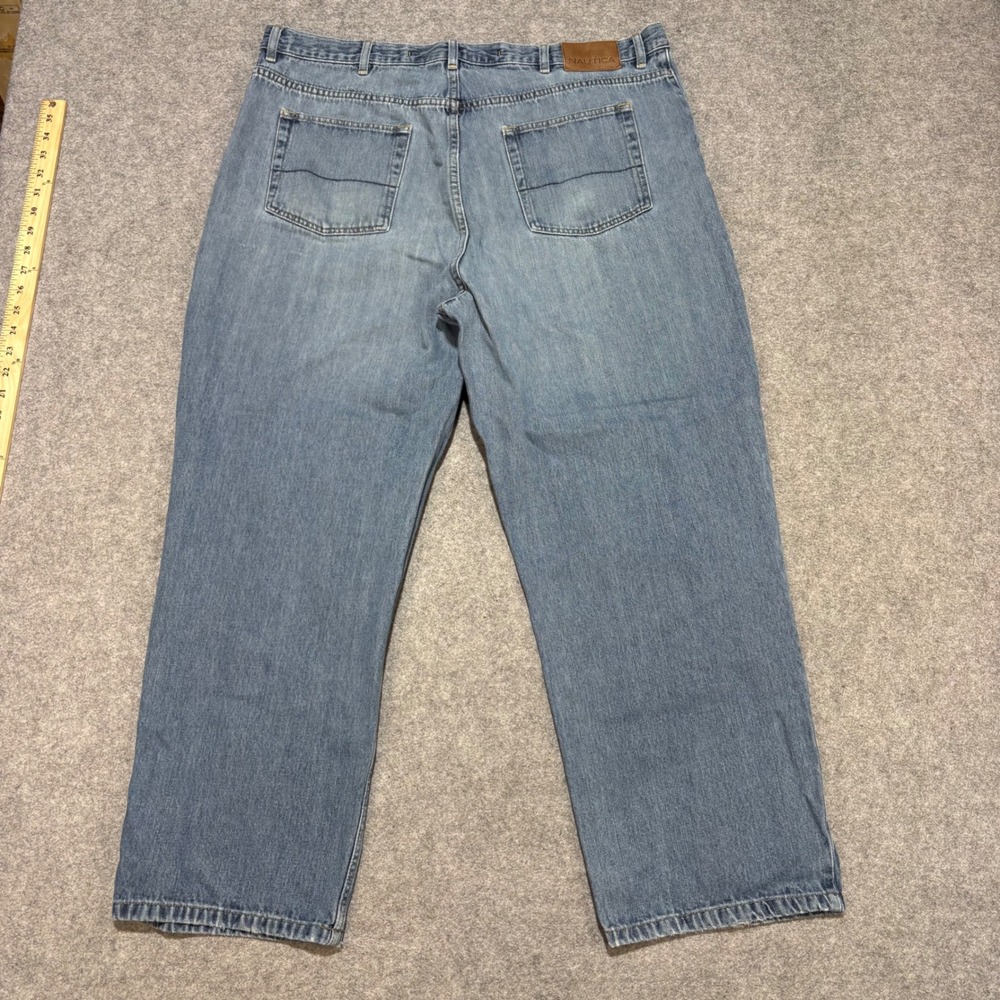 Nautica Mens Relaxed Fit Straight Leg Light Wash Denim Jeans 40x30 Blue 8169